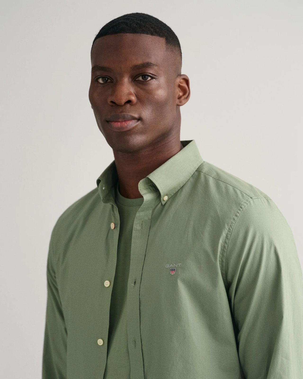 Gnt Button-Down Collar Shirt (Chest Logo) - Olive Green