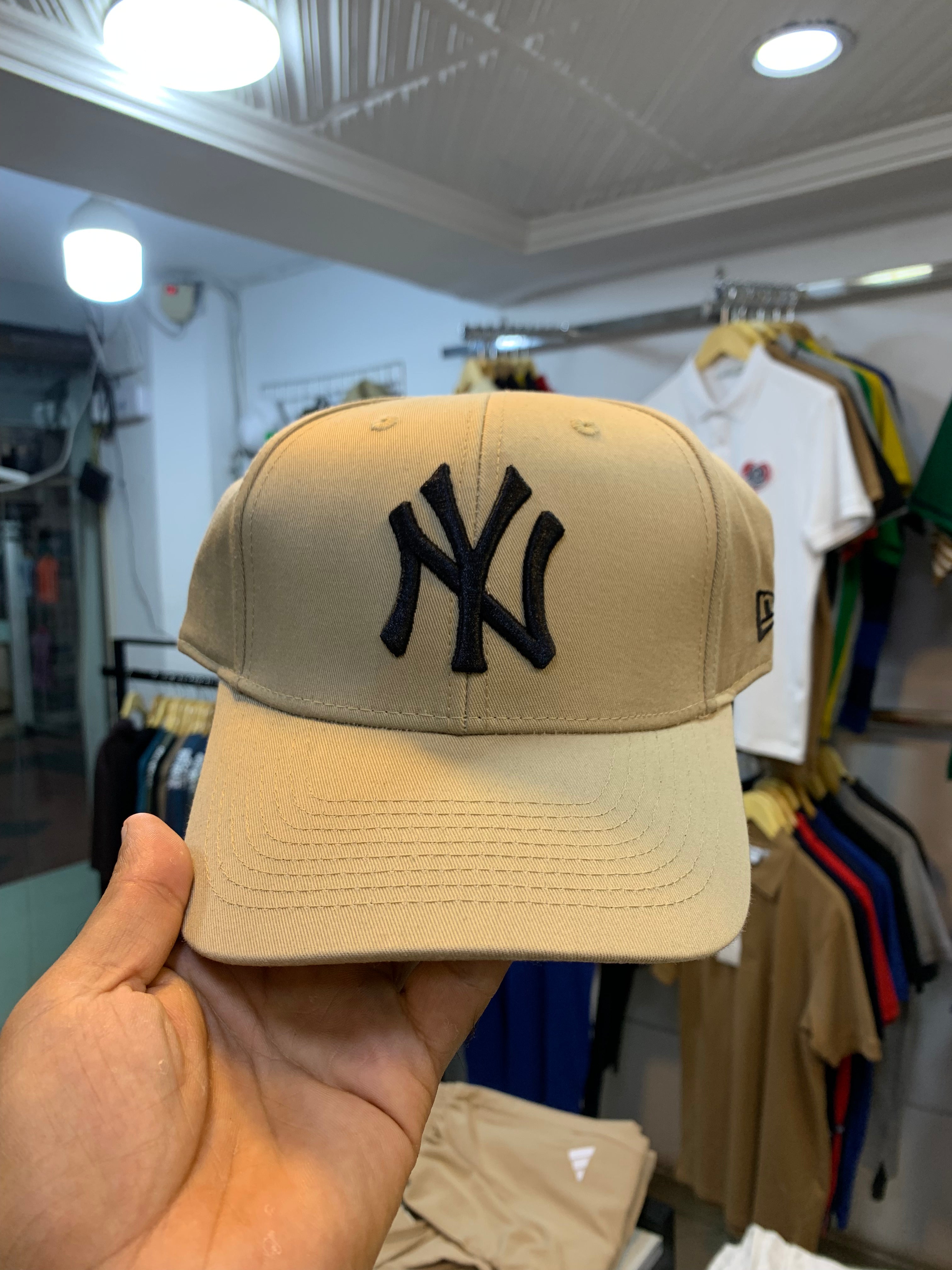 NYC Cap Beige